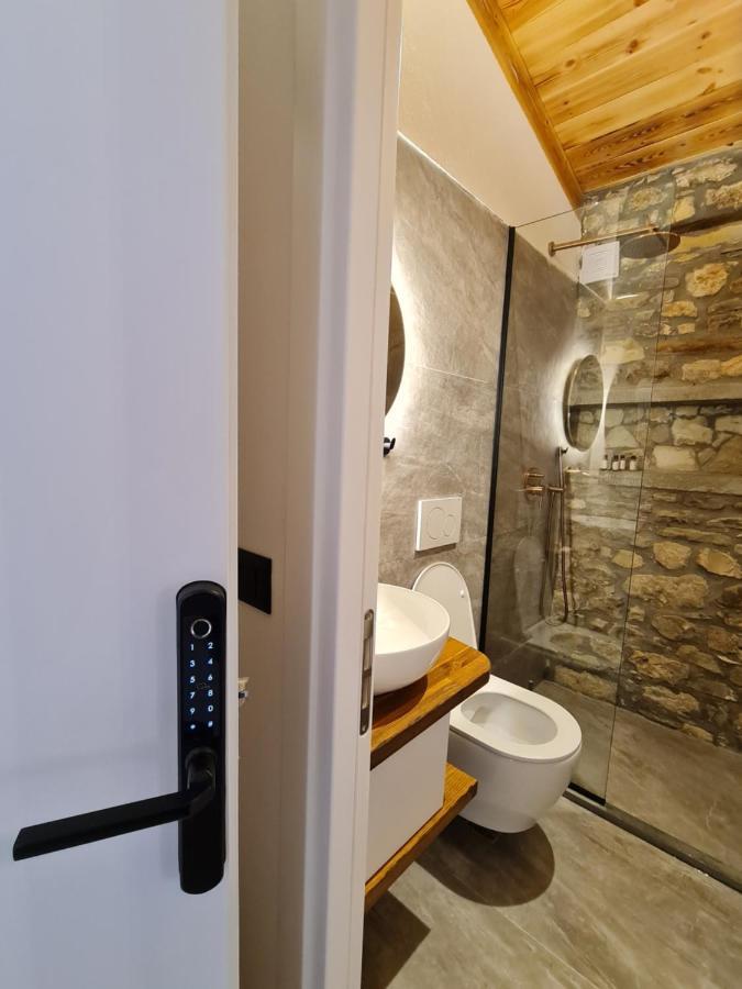 Hotel N'Gorice Berat Exterior foto
